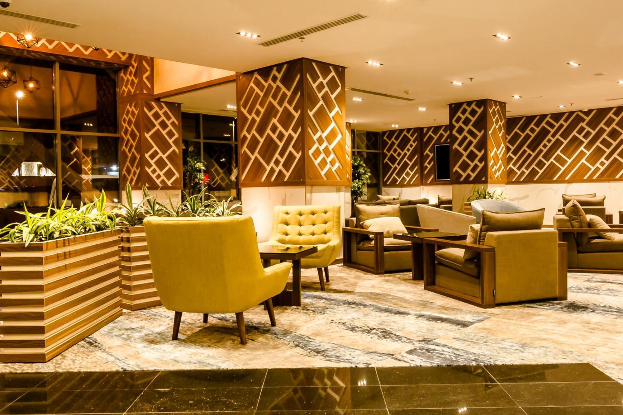 White Diamond Hotel Sari Джеда Екстериор снимка