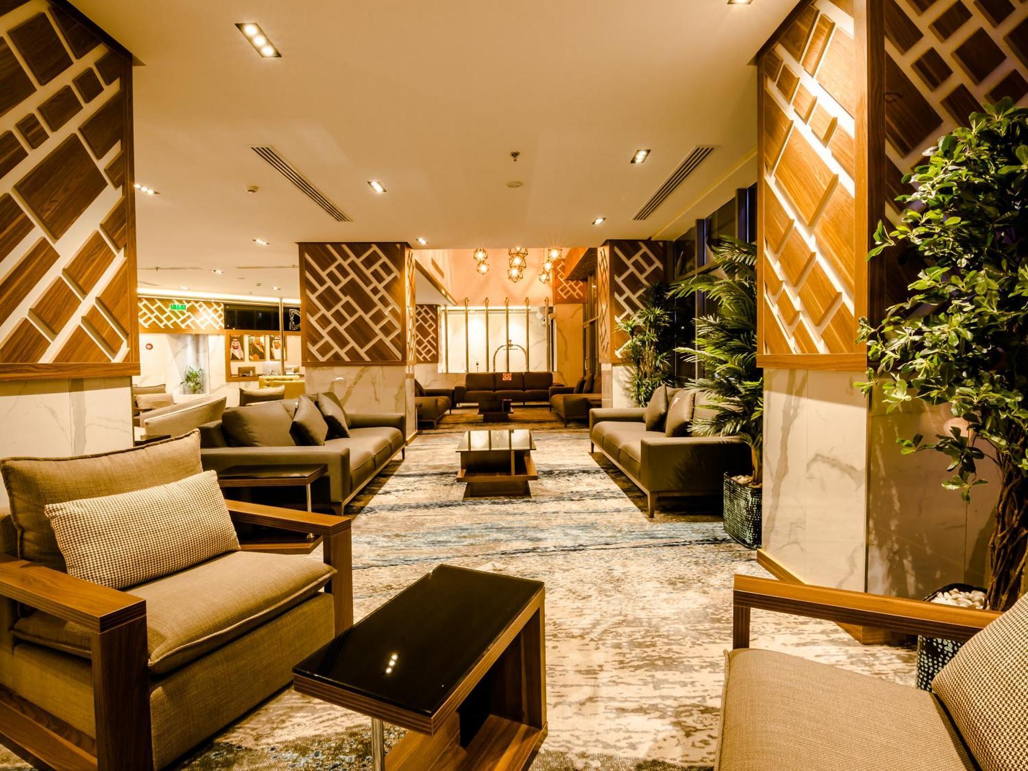 White Diamond Hotel Sari Джеда Екстериор снимка