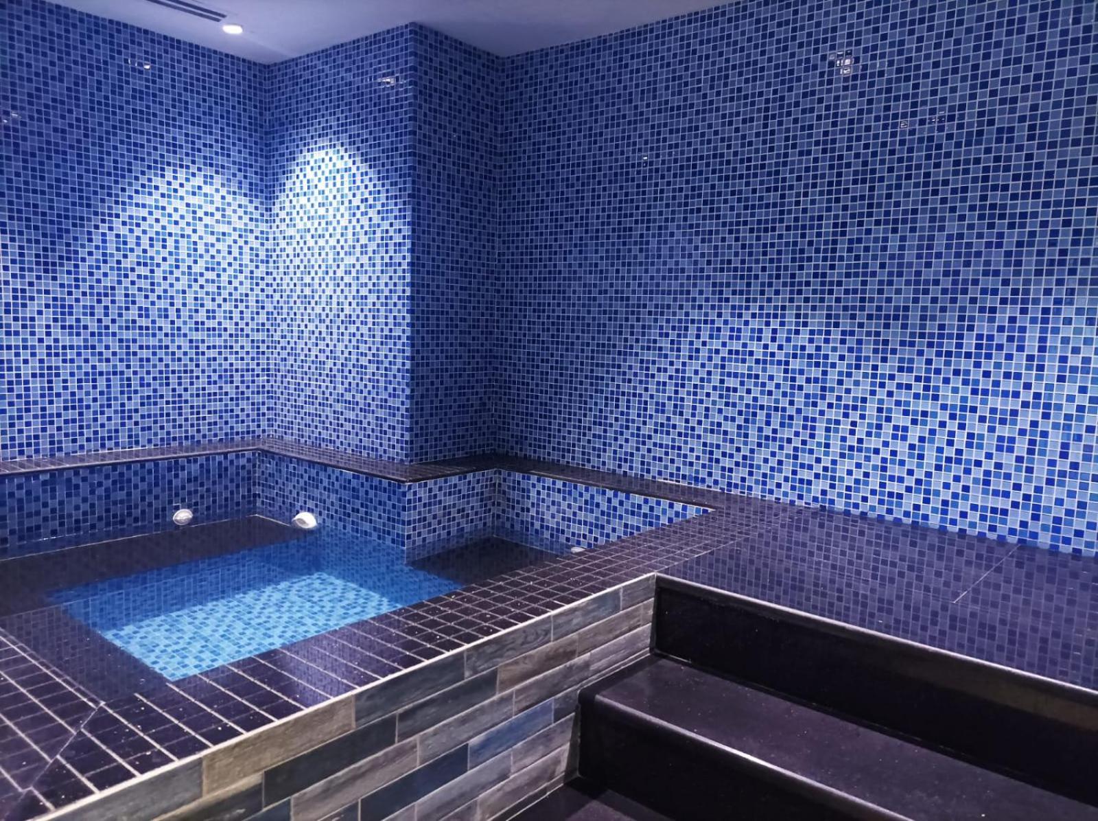 White Diamond Hotel Sari Джеда Екстериор снимка