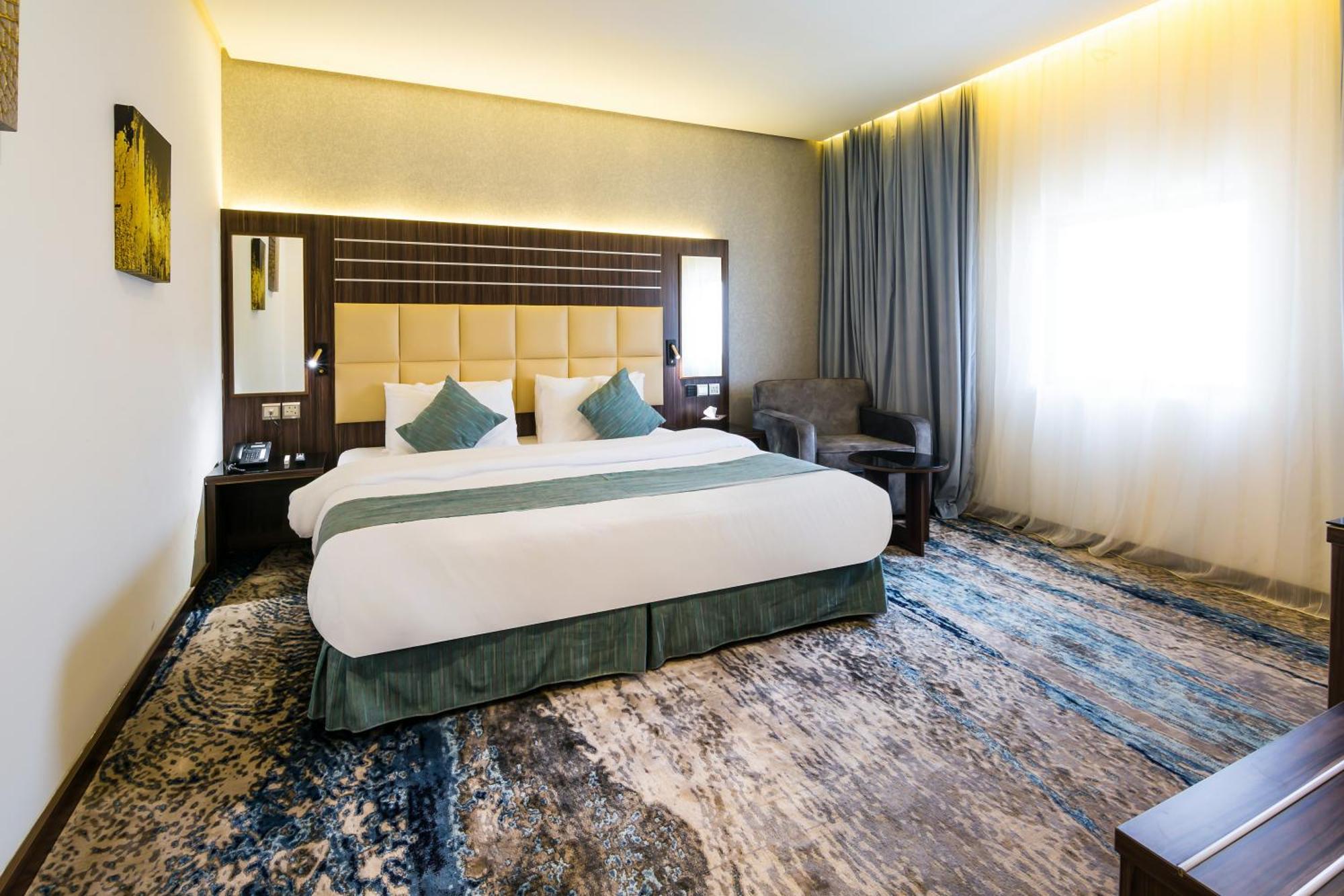 White Diamond Hotel Sari Джеда Екстериор снимка