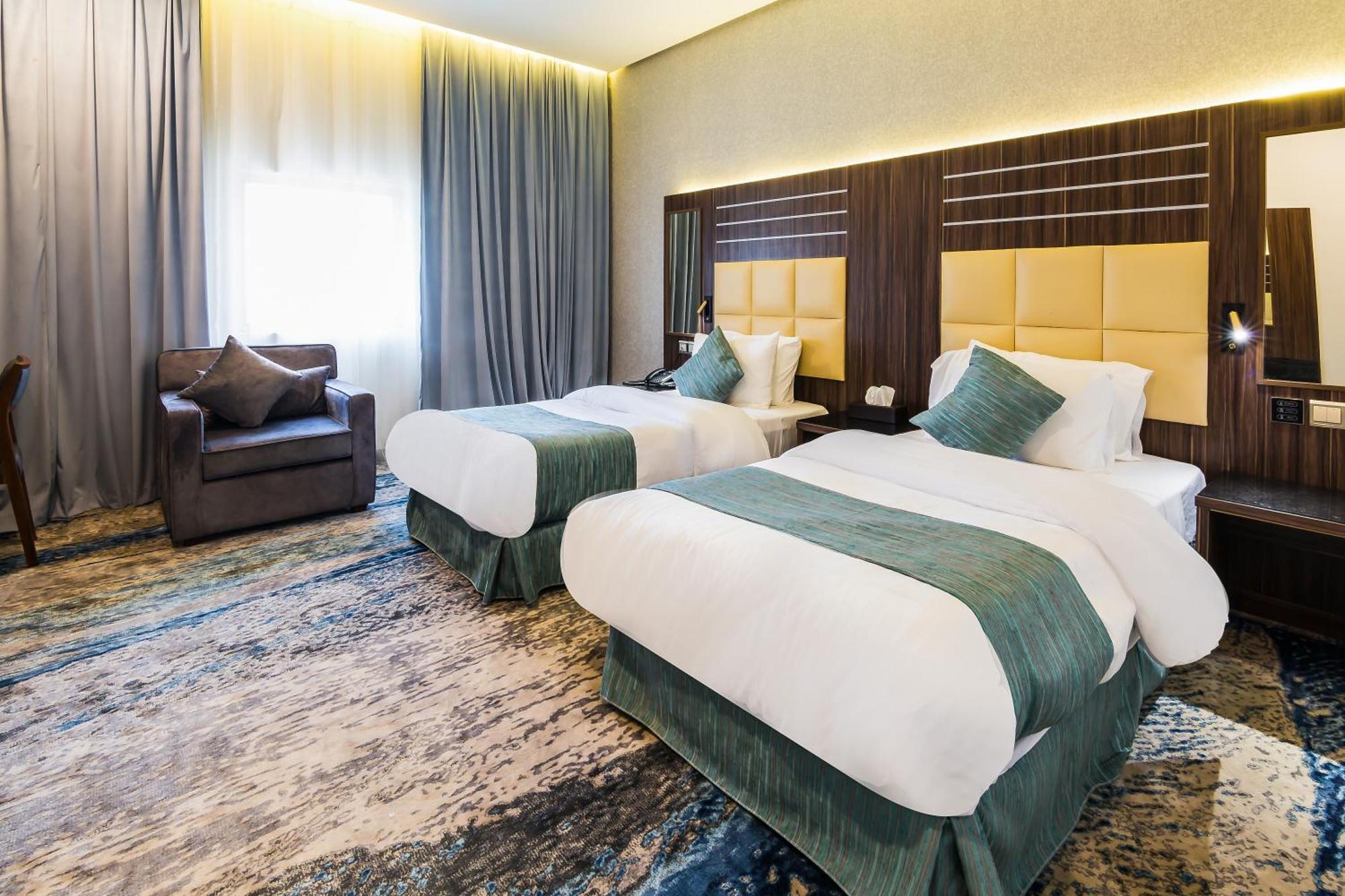 White Diamond Hotel Sari Джеда Екстериор снимка